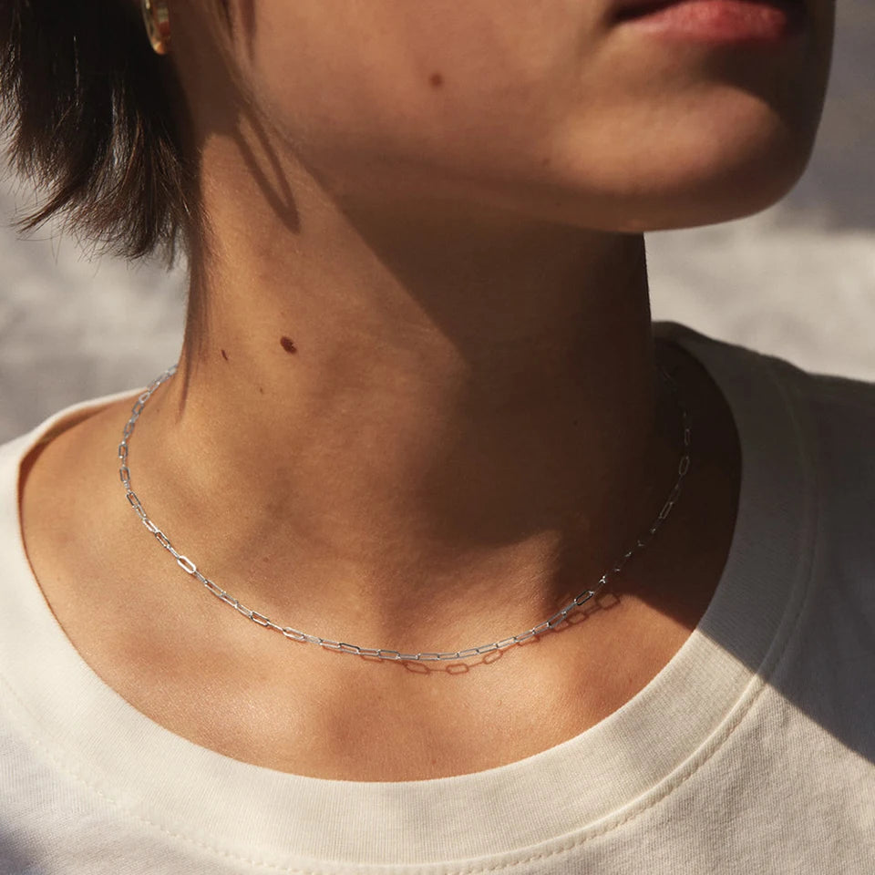 Gargantilla con clip de cadena