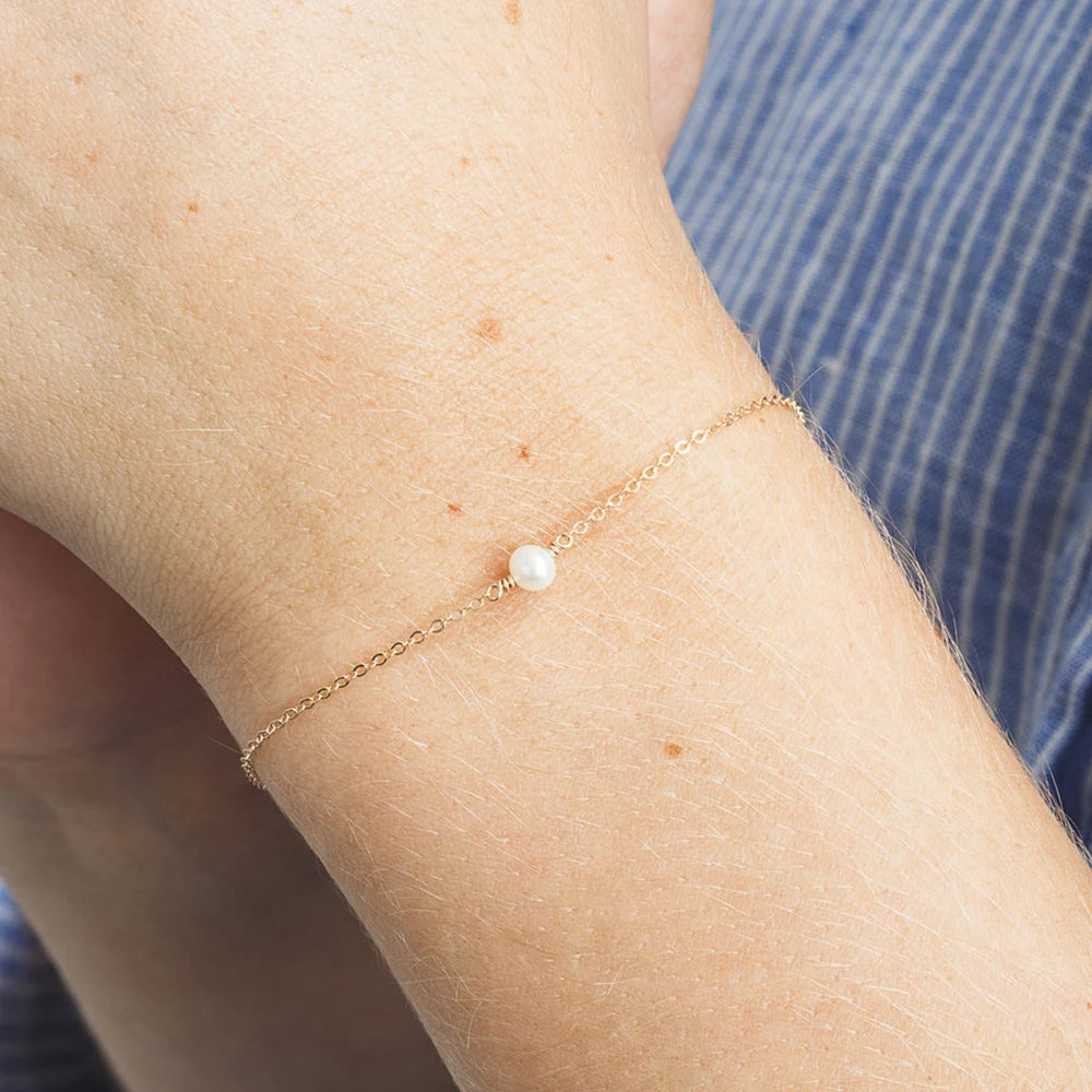 Minimalist Pearl Bracelet