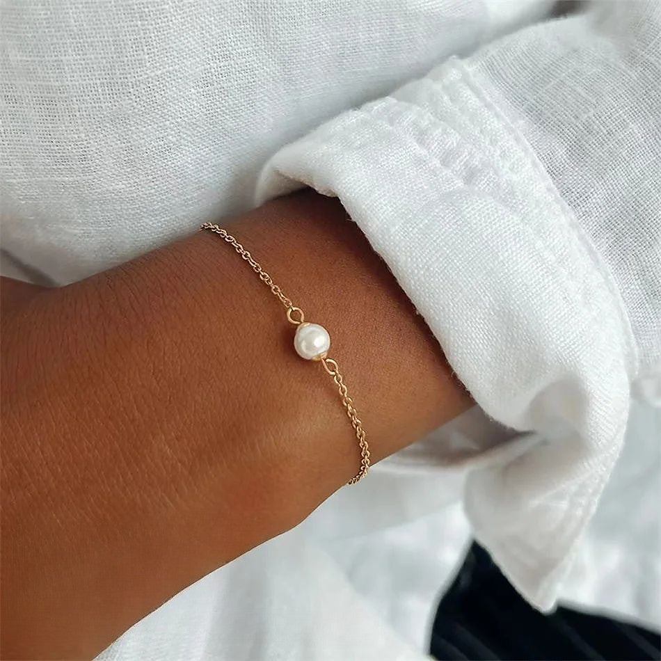 Minimalist Pearl Bracelet