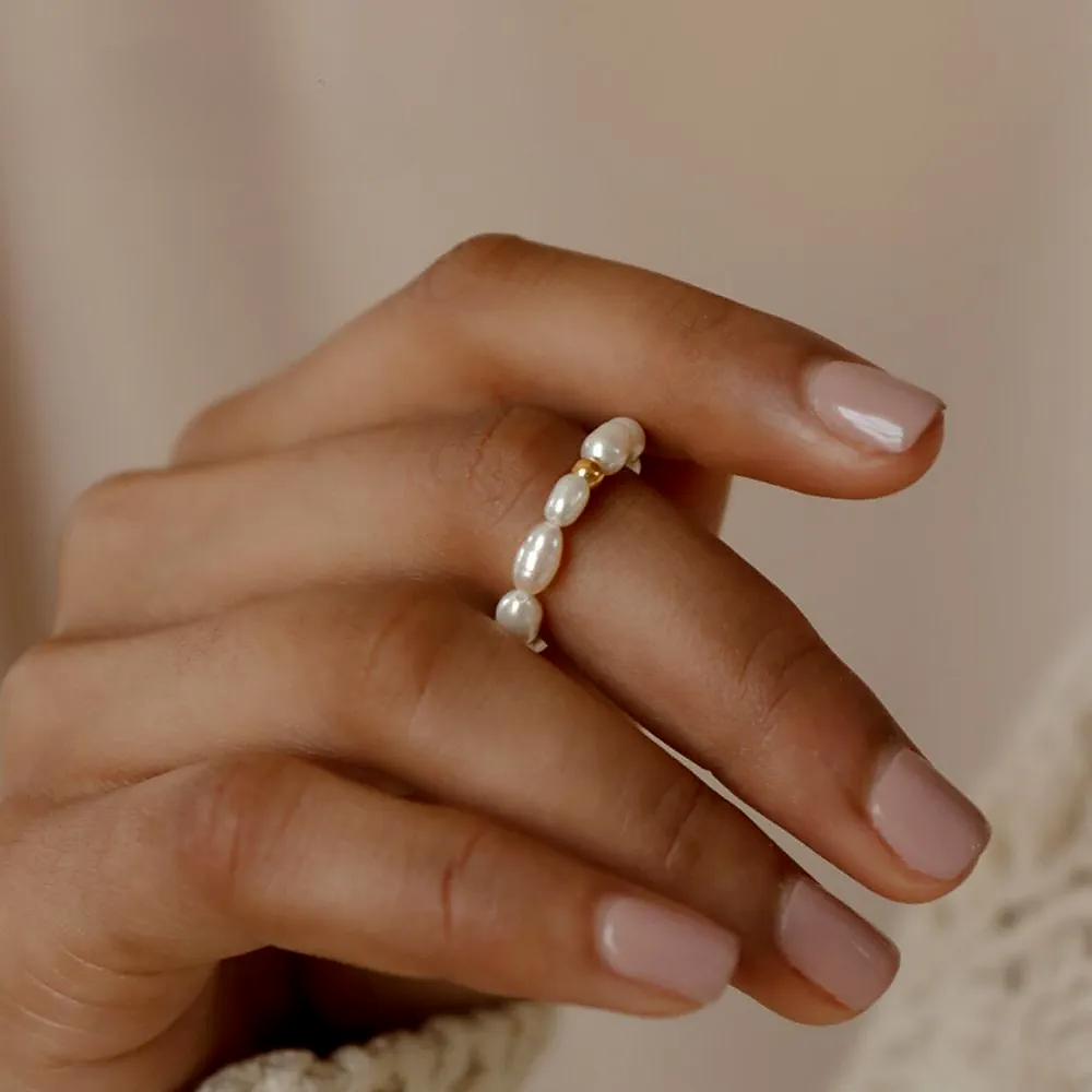 Minimalist Pearl Ring